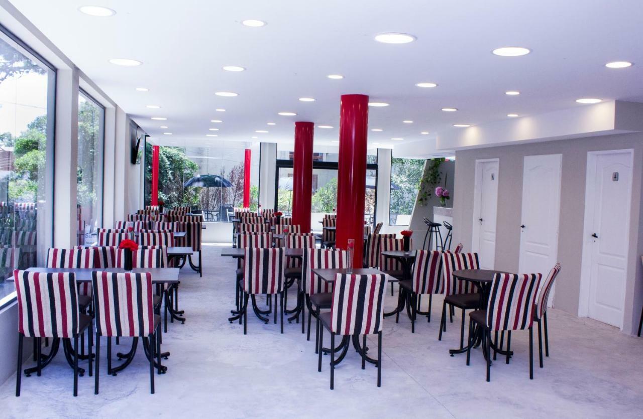 San Remo New Viking Hotel Pinamar Bagian luar foto
